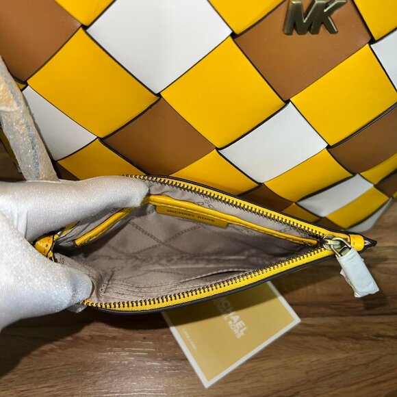 💛Michael Kors Leather Quilted Satchel & Xbody Purse💛 - Picture 12 of 17